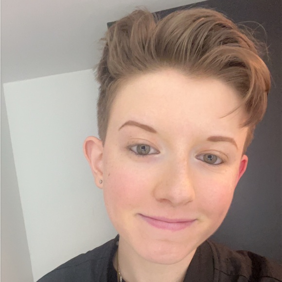 Meet your Posher, Jane - Picture 1 of 1